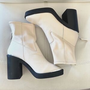 Topshop Cream Leather Heeled Boots Women Size 6.5 Heels Back Zipper